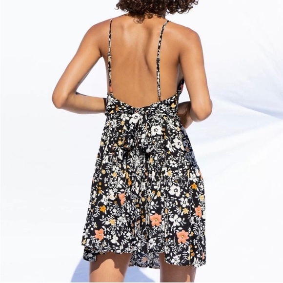 Free People Kaley Mini Dress in Black Floral Size 6 - Picture 16 of 16